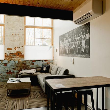 Loom Room Retreat Долтон Экстерьер фото